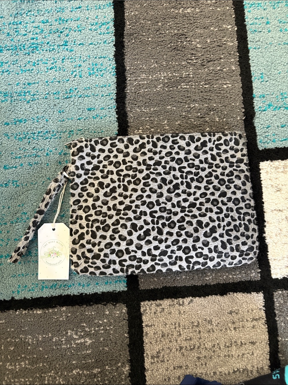 Large Grey/Black Textured Cheetah Print Wristlet Pouch